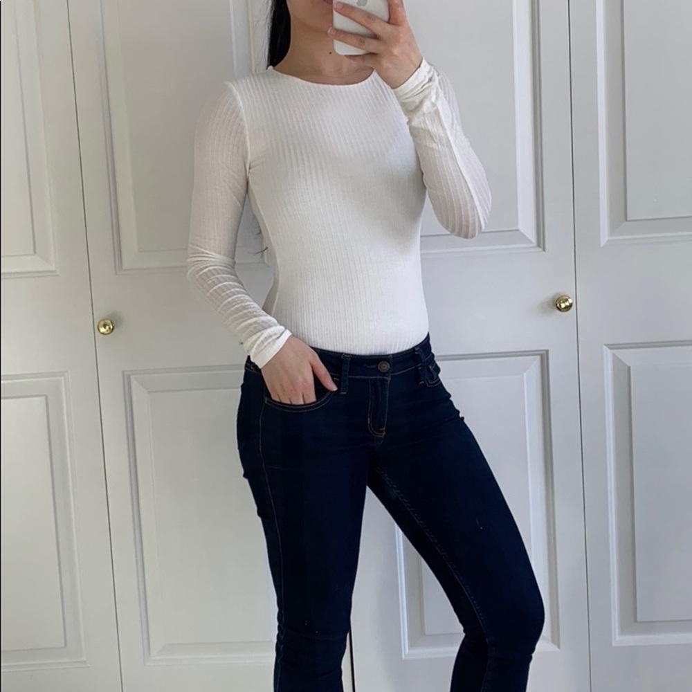 TIMELESS - White Round Neck Ribbed Classic Basic Bodysuit - Picture 5 of 6